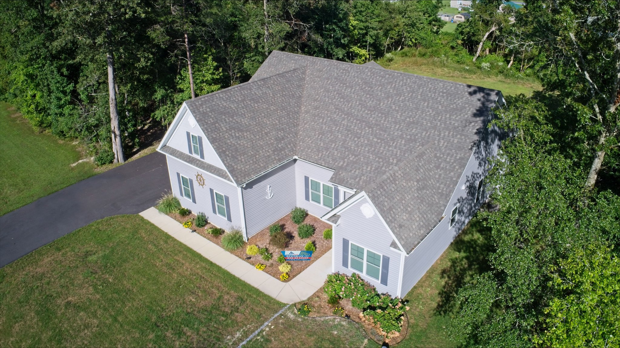 EC0E59A8-EB48-45C2-AD20-706556BAA9F4